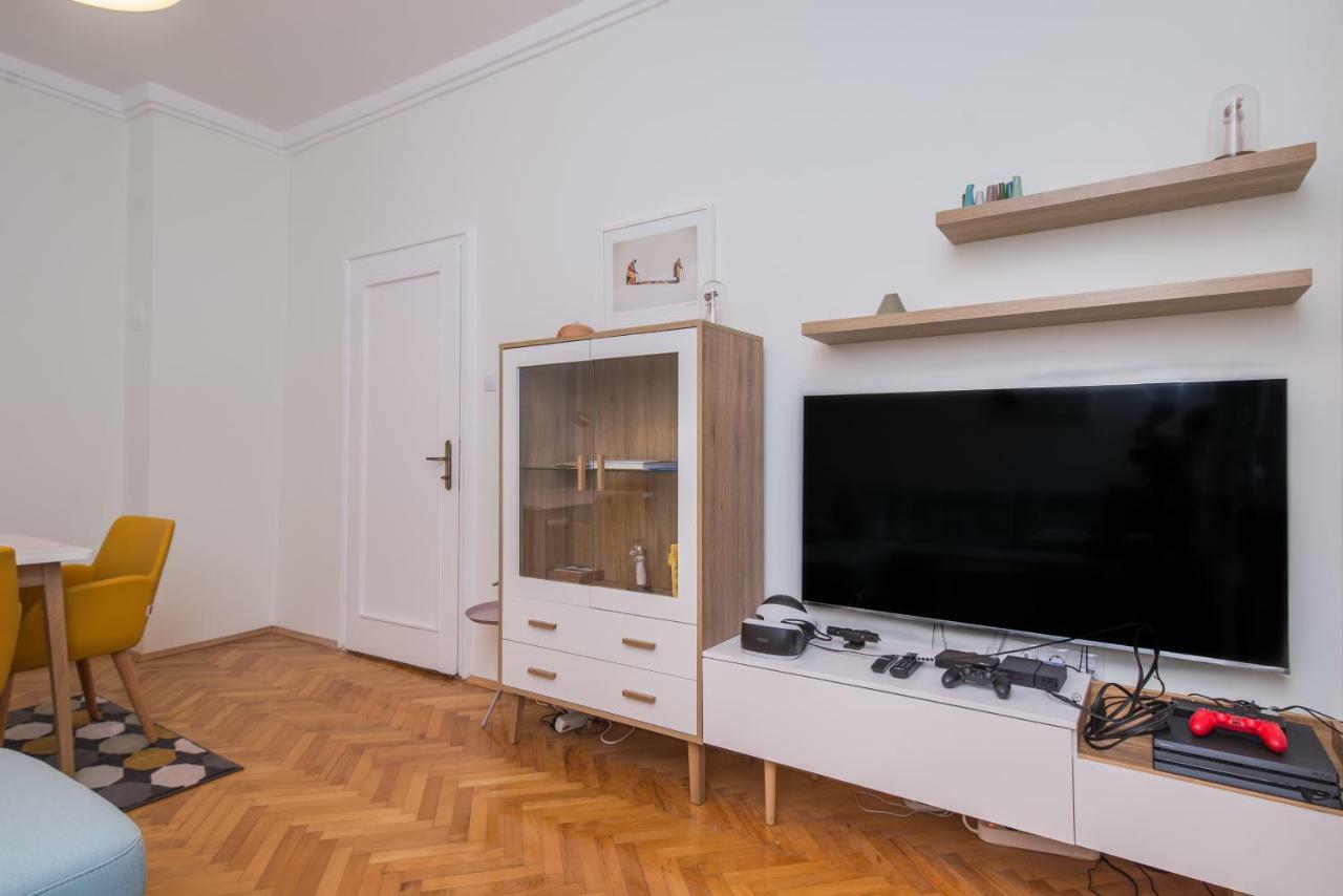 Designer & Luxurious, Business, One Bedroom Apartment In Top Central Sofia By Flat Mаnager Buitenkant foto